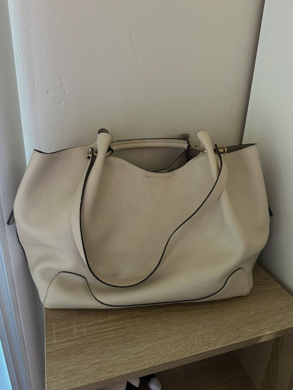 Sondra Roberts Pebbled Leather Tote Bag Gold Hardware Office Work Purse - Picture 2 of 12